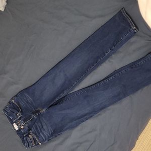 Good American Always Fits Good one size fits 4. Fits sizes 00-4